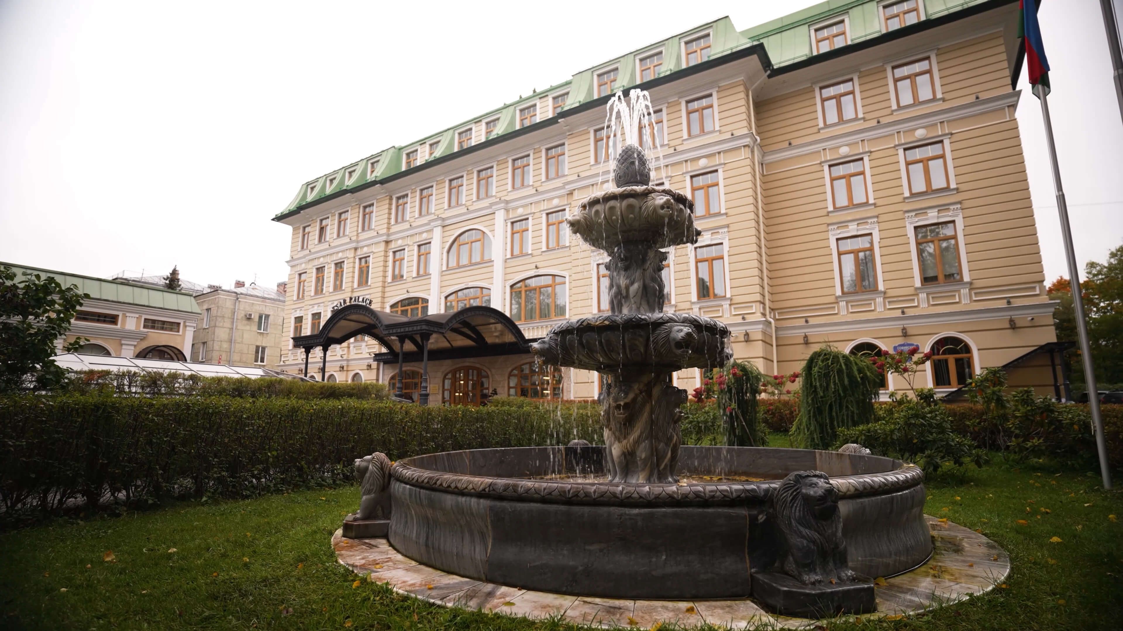 1. Царь Палас Отель (Tsar Palace Luxury Hotel & SPA)