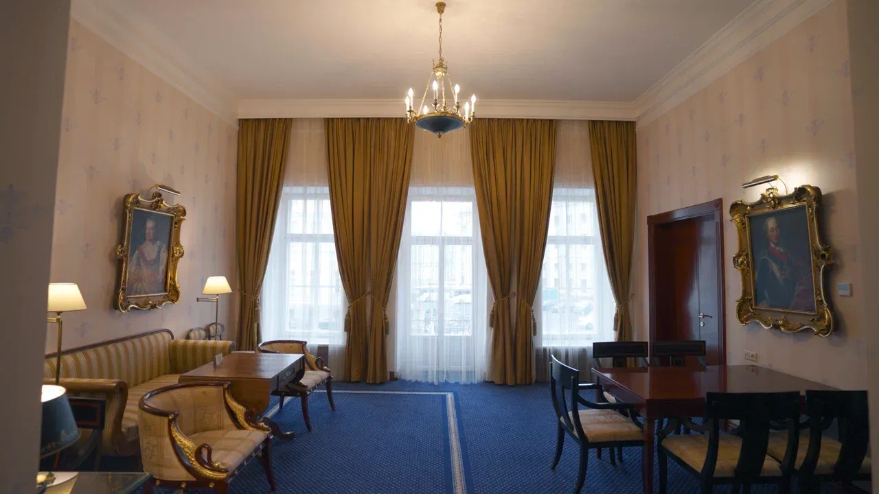6. Гранд Отель Мойка 22 (Grand Hotel Moika 22)